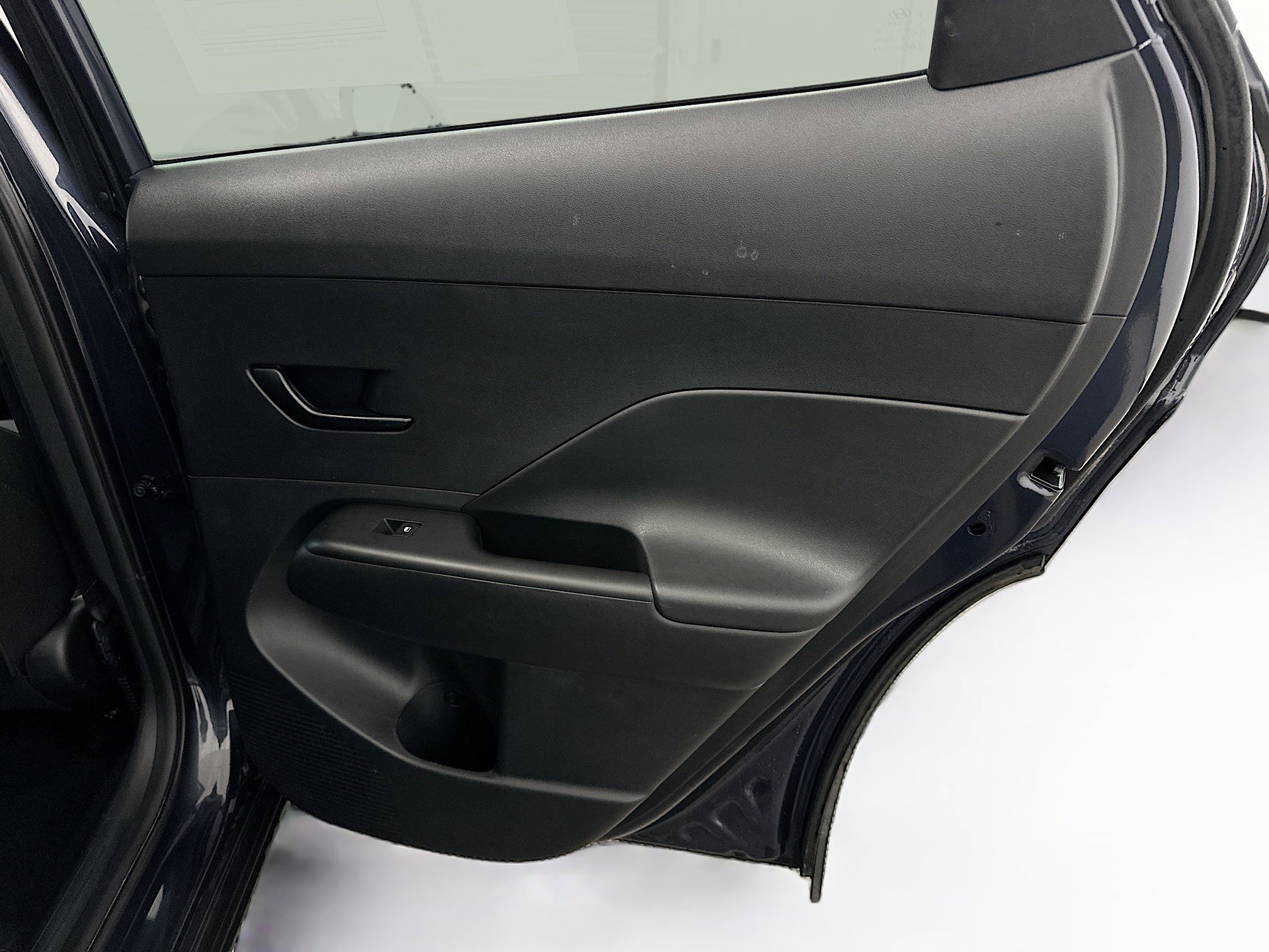 Used 2025 Hyundai Kona SEL image 31