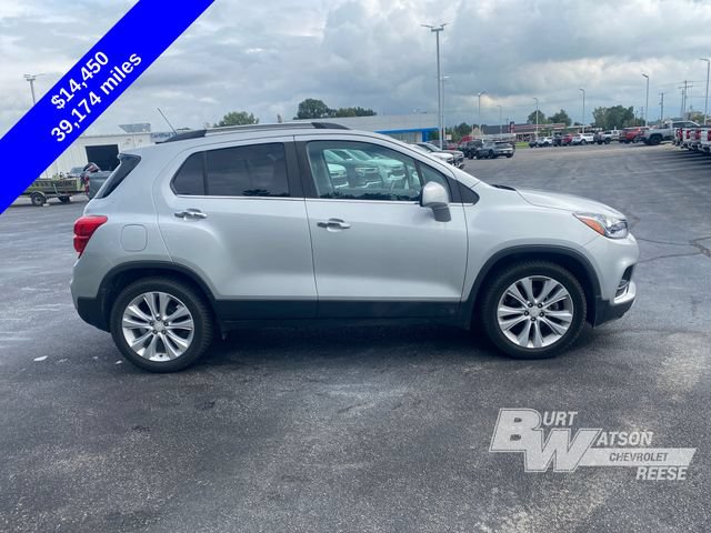 Used 2017 Chevrolet Trax Premier w/ Driver Confidence II Package FWD image 9