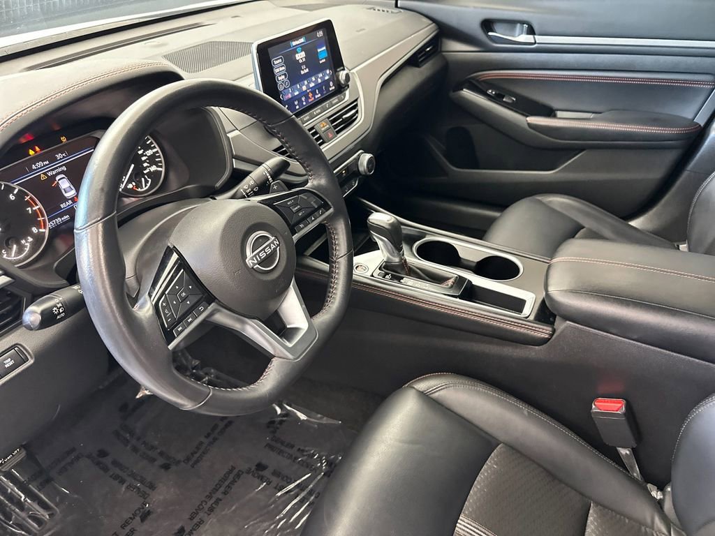 Used 2023 Nissan Altima 2.5 SR image 9
