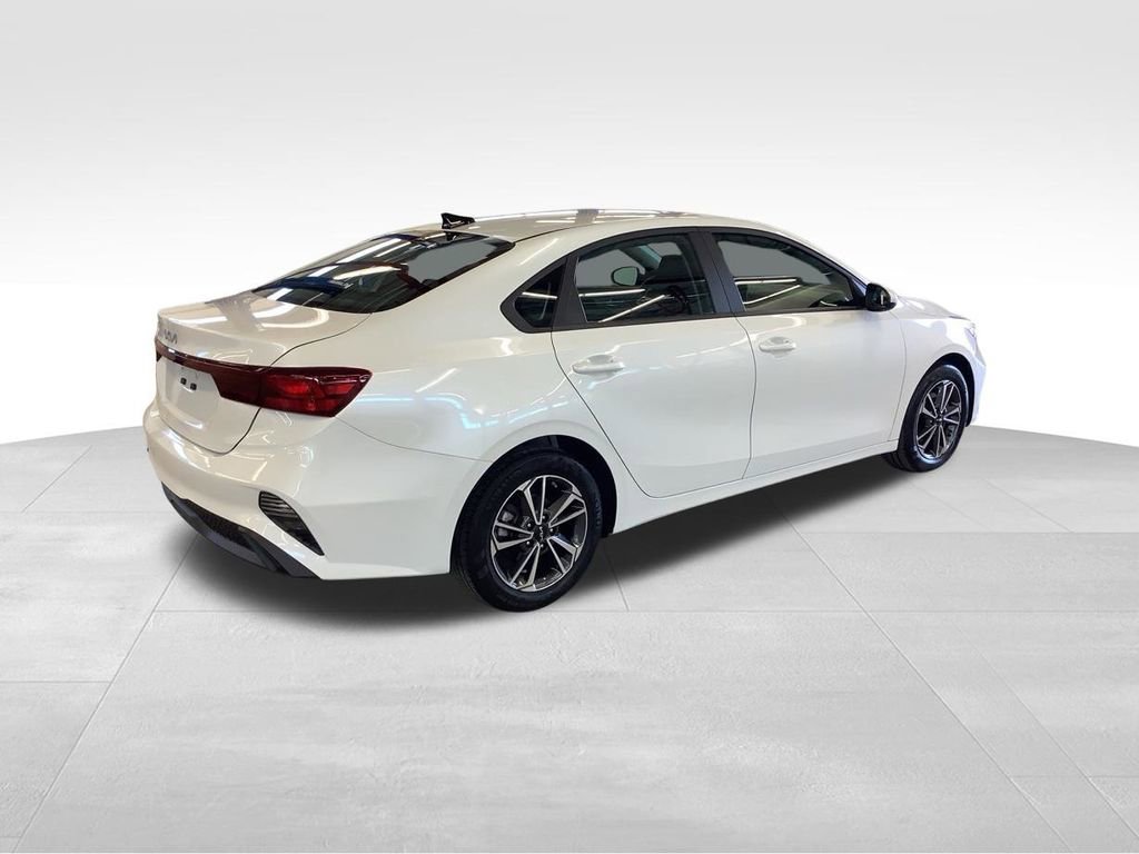 Certified 2023 Kia Forte LXS image 19