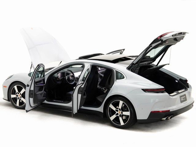 Certified 2025 Porsche Panamera 4 image 30