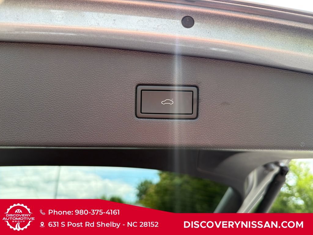 Used 2023 Volkswagen Tiguan SE FWD image 36