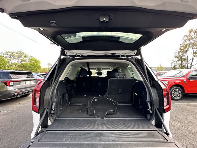 Certified 2025 Ford Expedition Active AWD/4WD image 40