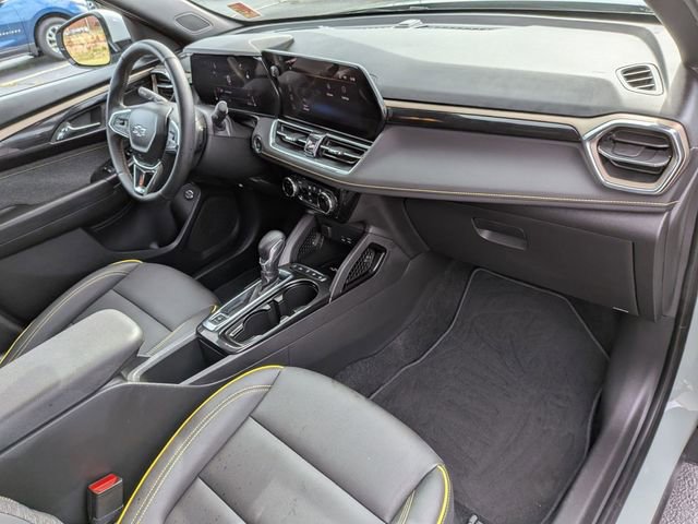 Used 2025 Chevrolet TrailBlazer ACTIV w/ Convenience Package FWD image 37