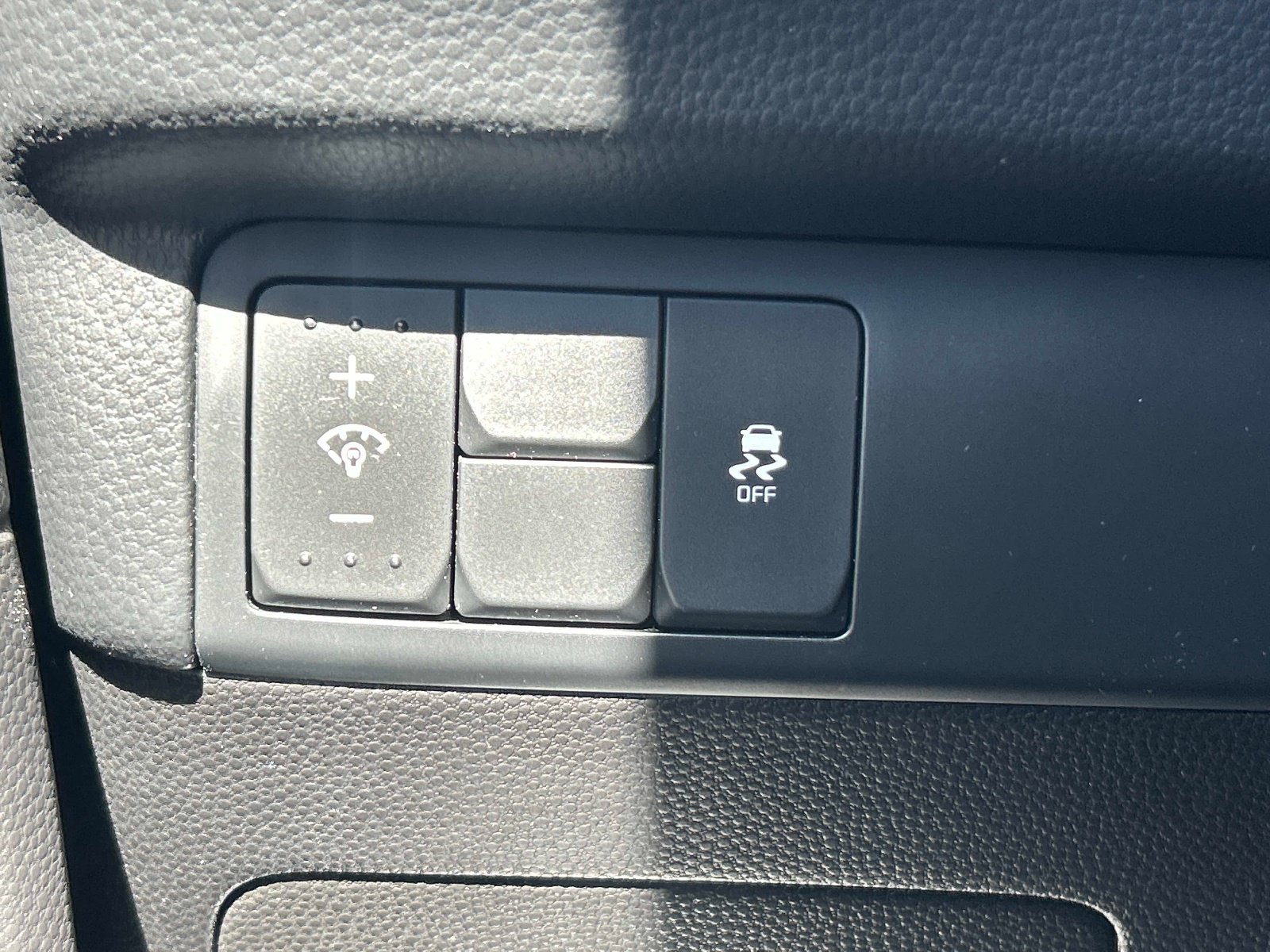 Used 2017 Kia Soul + FWD image 18