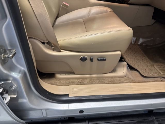 Used 2012 GMC Sierra 1500 SLT w/ SLT Convenience Package image 21