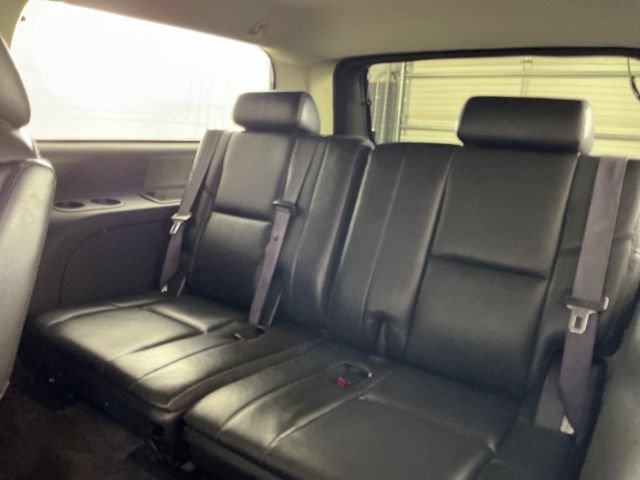 Used 2011 GMC Yukon XL Denali AWD/4WD image 26