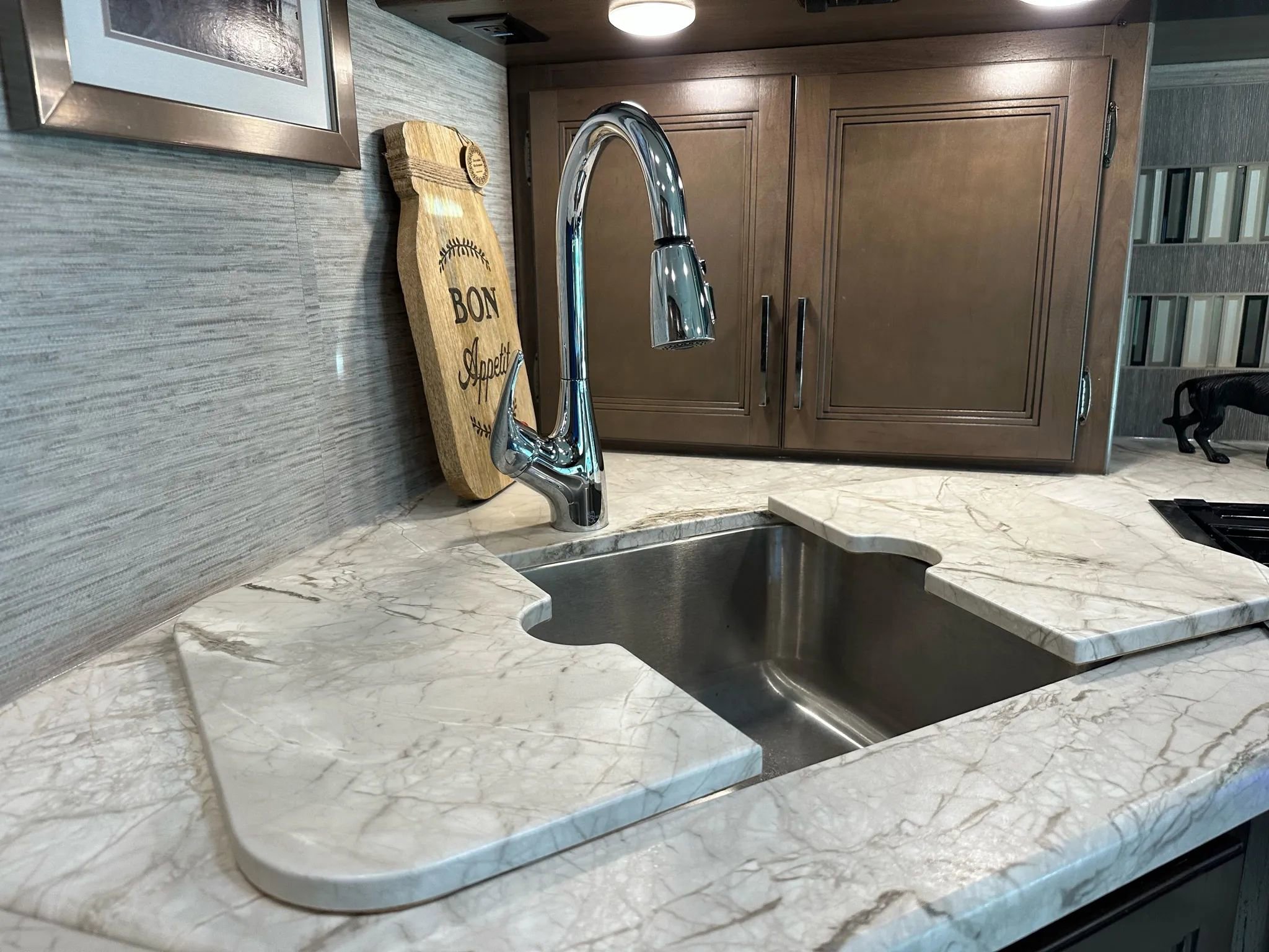 Used 2021 Ford E-450 and Econoline 450 Super Duty w/ Motorhome Prep Package image 48