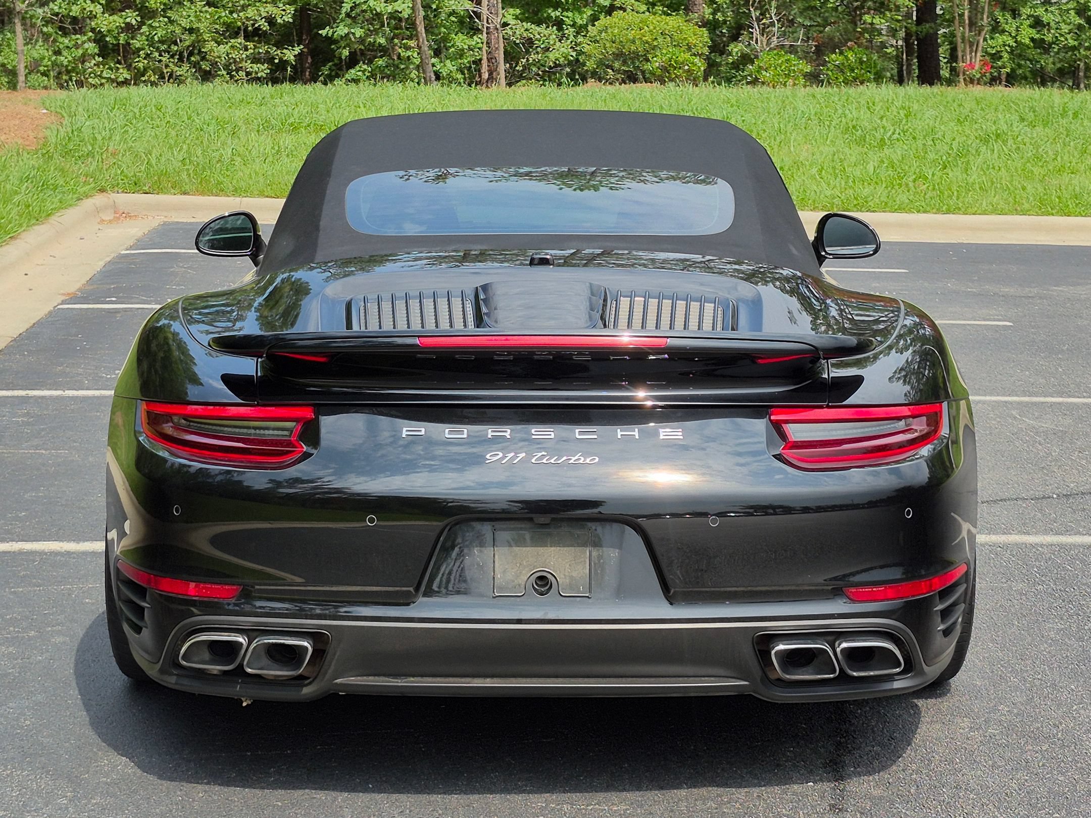 Certified 2018 Porsche 911 4 Cabriolet AWD/4WD image 21