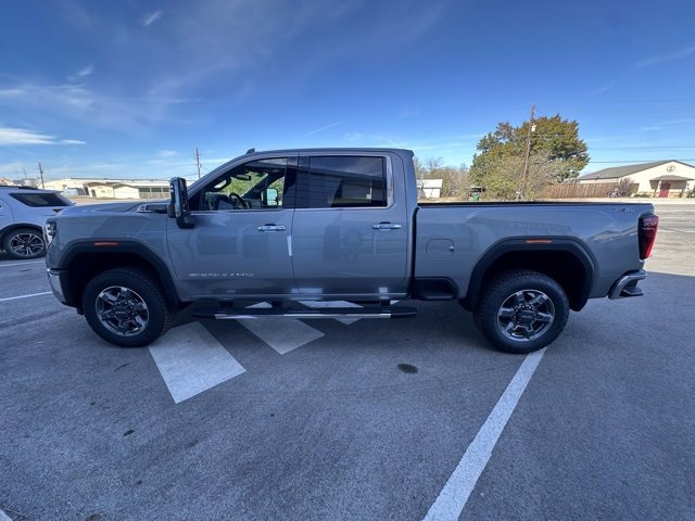 New 2026 GMC Sierra 2500 SLT image 10