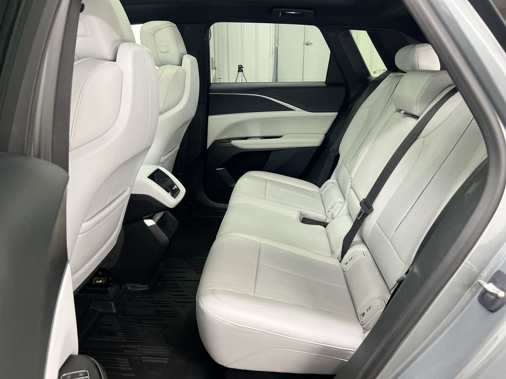 Used 2024 Cadillac Lyriq Luxury w/ LPO, Floor Liner Package RWD image 24