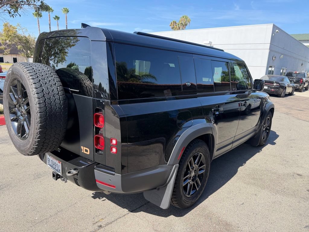 Used 2023 Land Rover Defender 130 SE AWD/4WD image 15