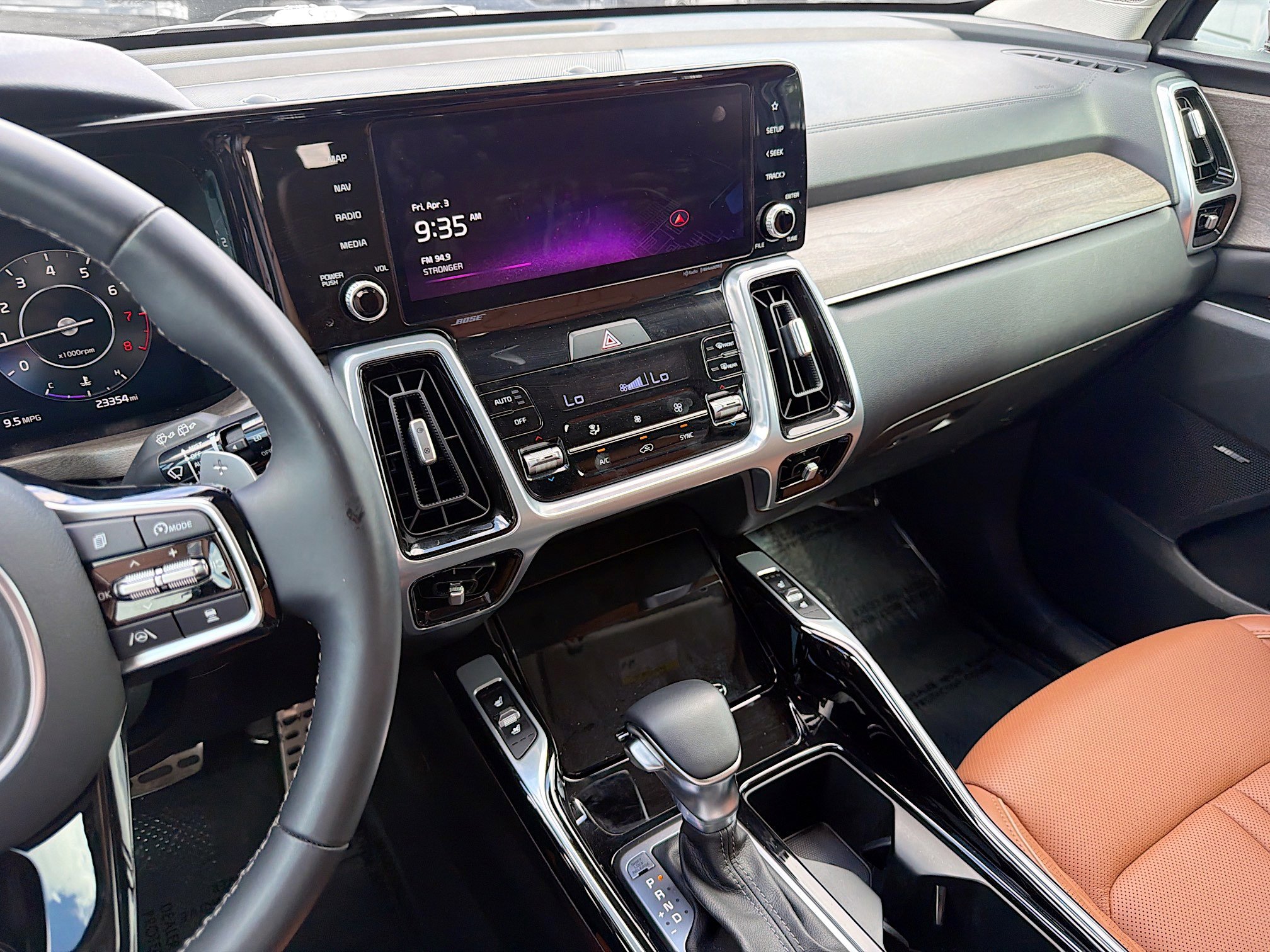 Used 2023 Kia Sorento SX Prestige image 28