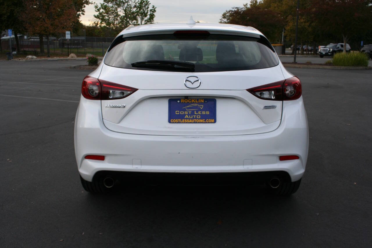 Used 2018 MAZDA MAZDA3 Touring image 5