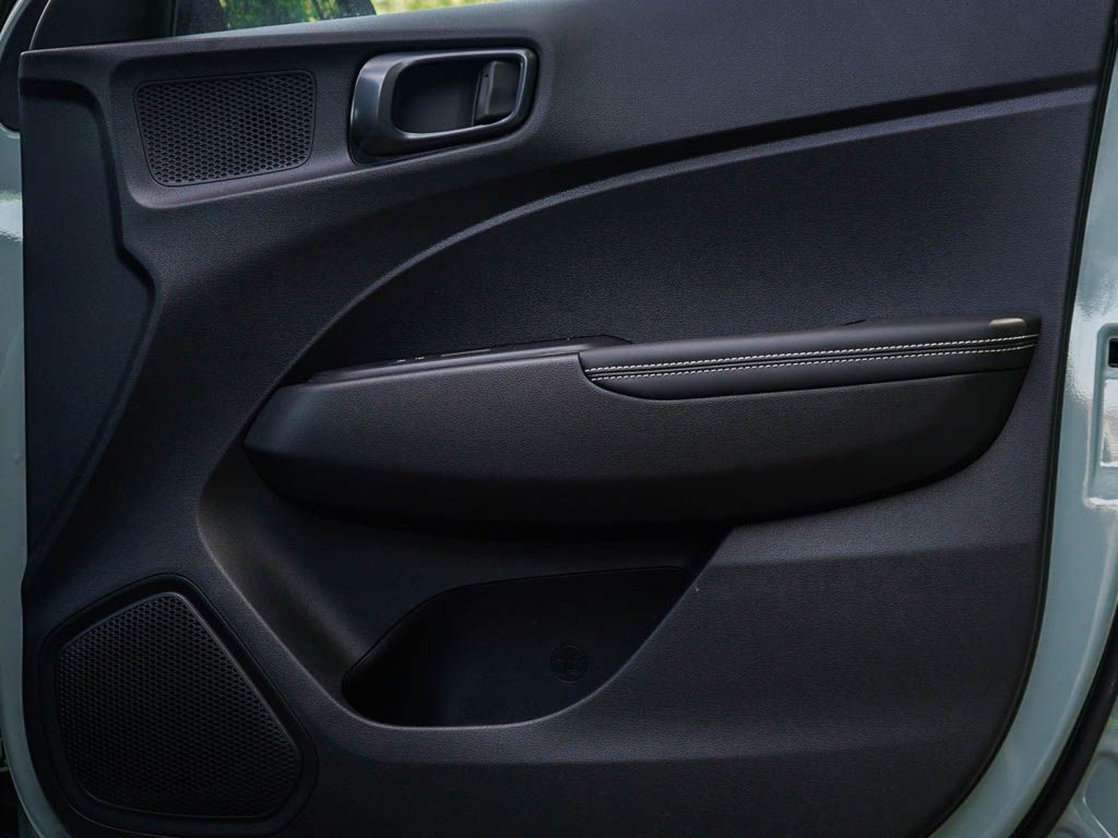 New 2025 Hyundai Venue Limited image 9