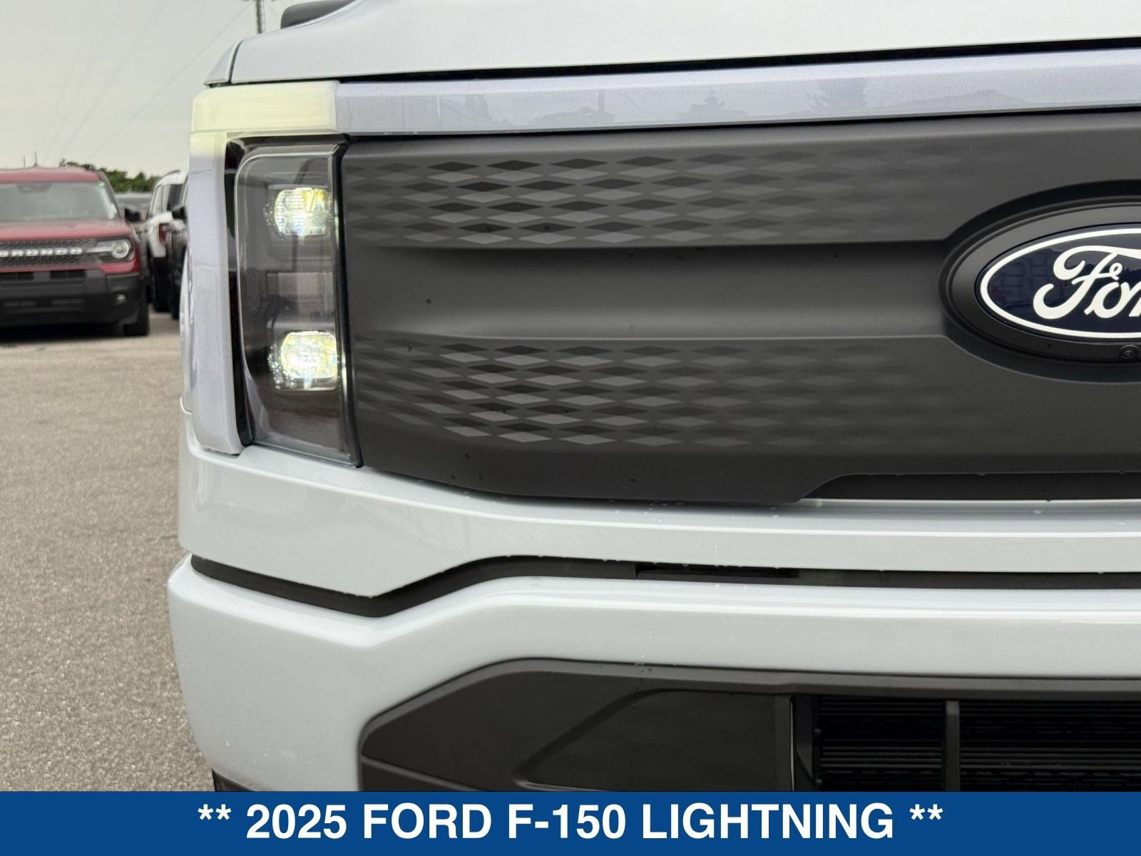 New 2025 Ford F150 Lightning XLT image 10