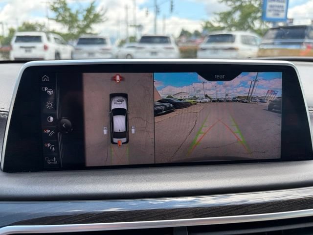 Used 2016 BMW 750i RWD image 24