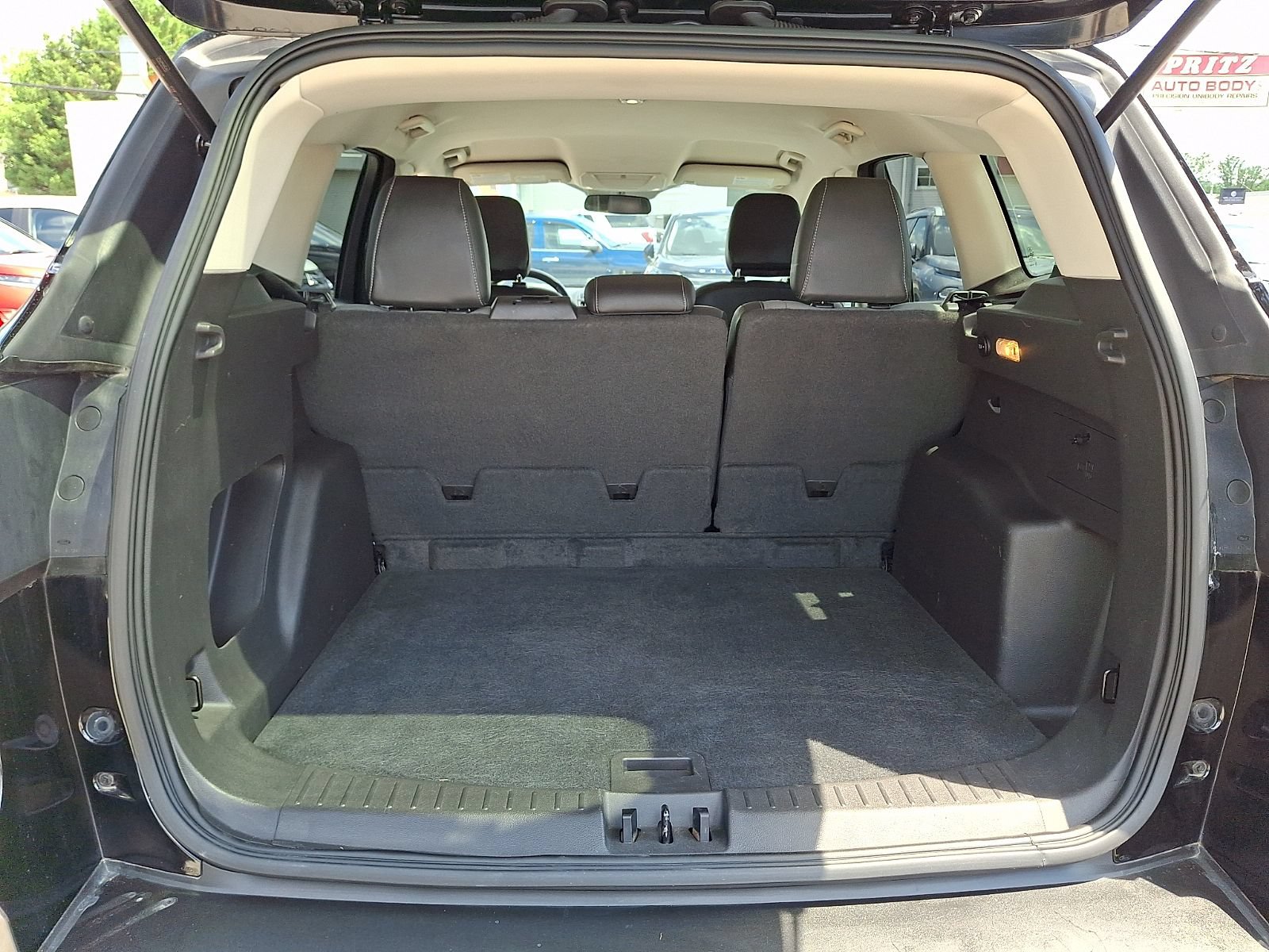 Used 2018 Ford Escape SE w/ SE Sport Appearance Package FWD image 28