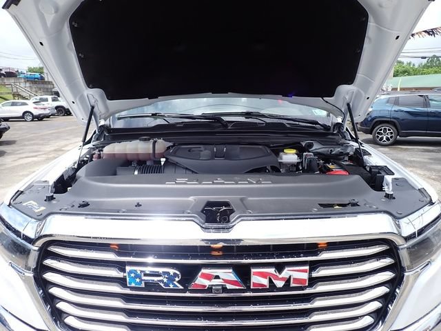 Used 2025 RAM 1500 Laramie AWD/4WD image 14