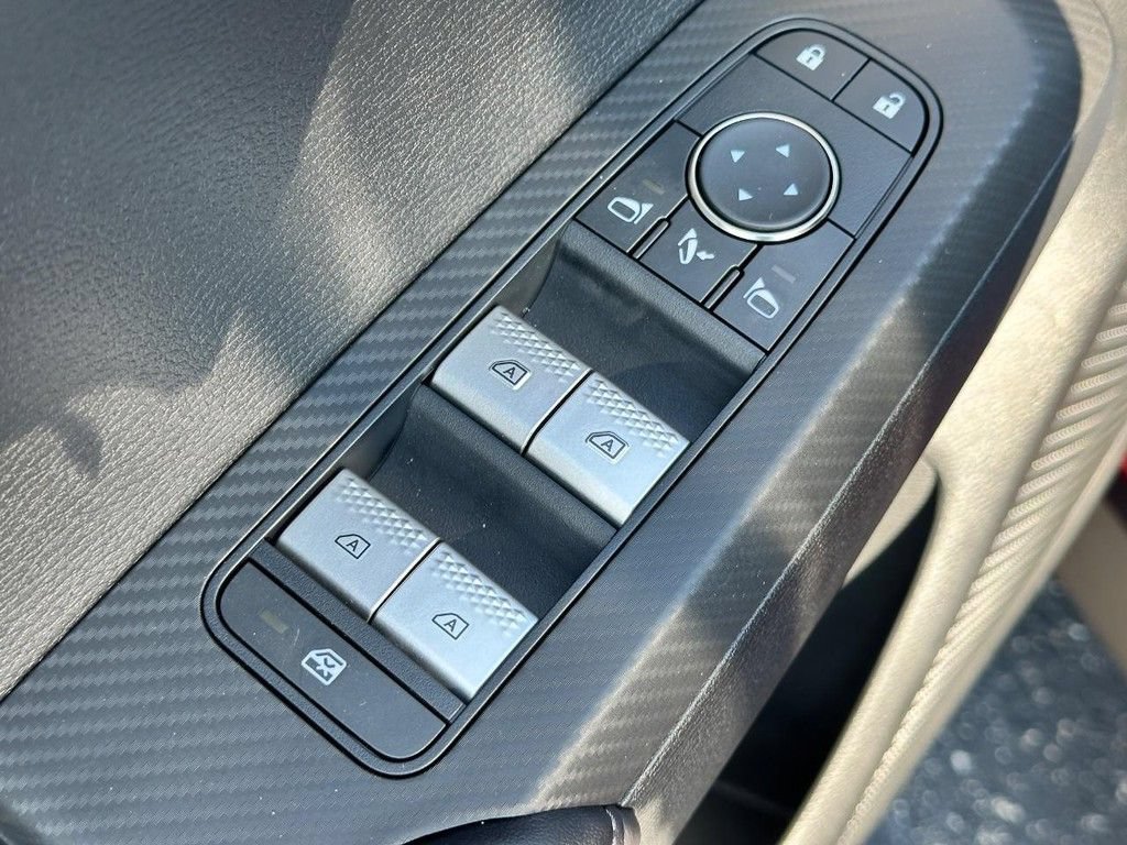 Used 2026 Nissan Rogue Platinum AWD/4WD image 11
