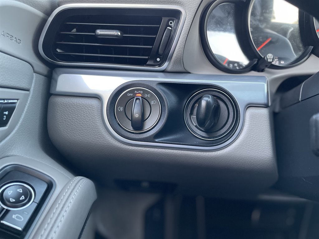 Used 2013 Porsche 911 Carrera S image 35