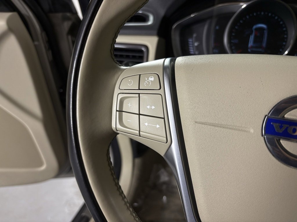 Used 2015 Volvo XC70 T6 Platinum image 20