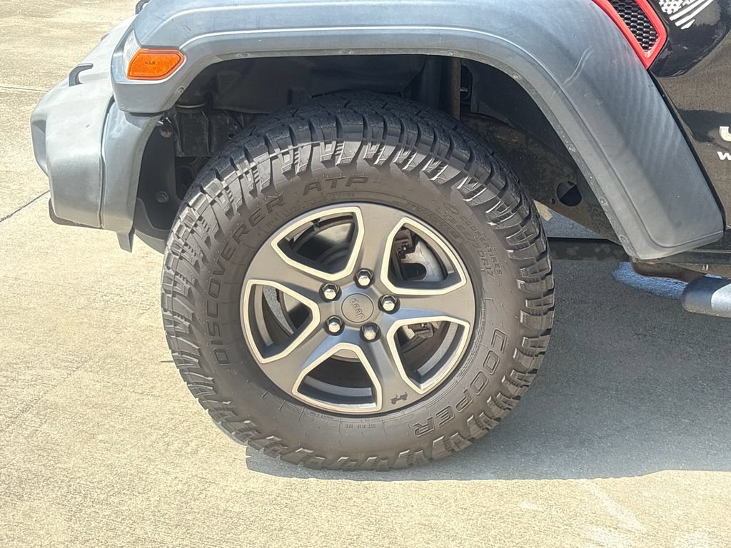 Used 2019 Jeep Wrangler Sport AWD/4WD image 11