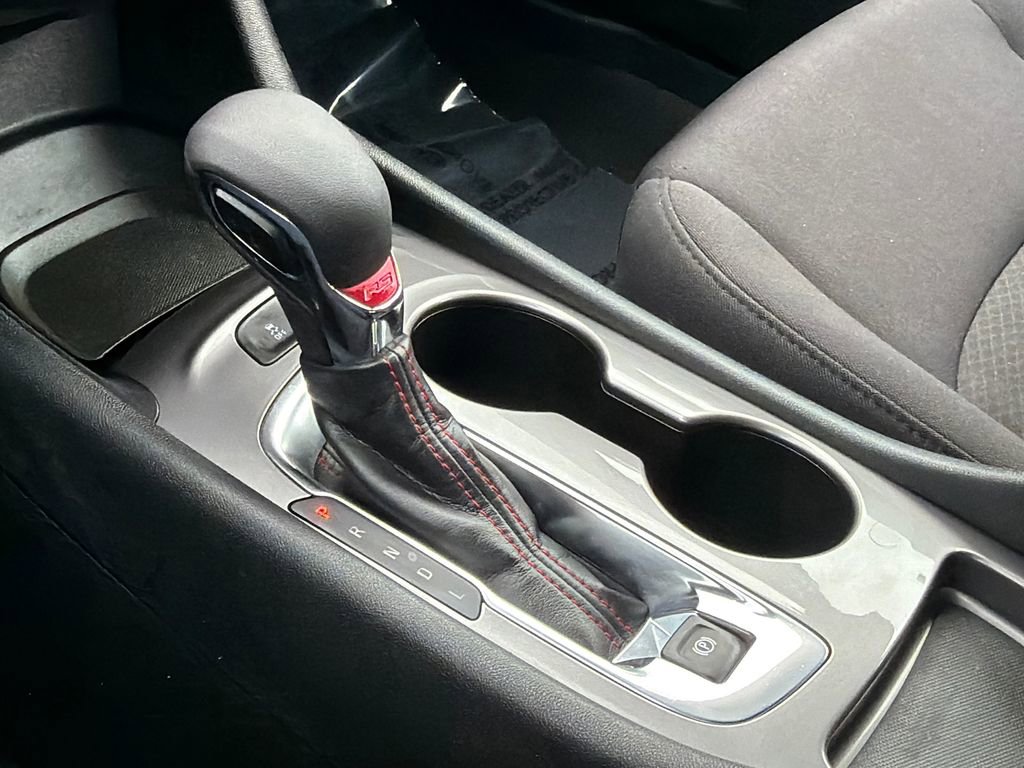 Used 2024 Chevrolet Malibu RS image 25