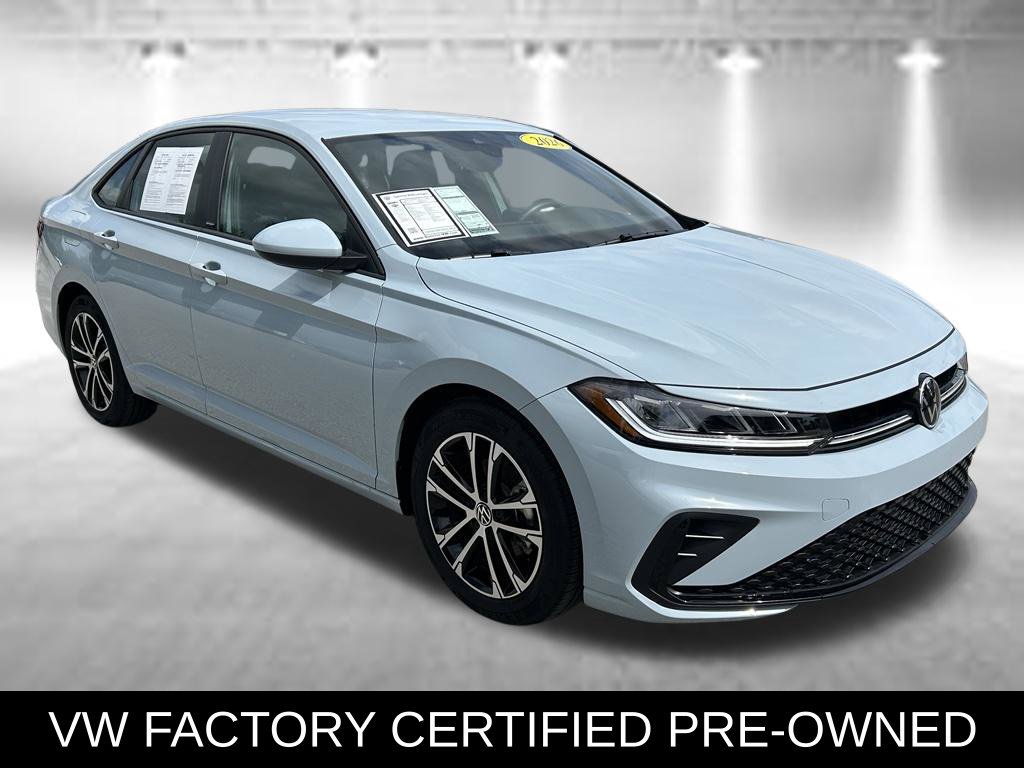 Certified 2026 Volkswagen Jetta Sport FWD image 3
