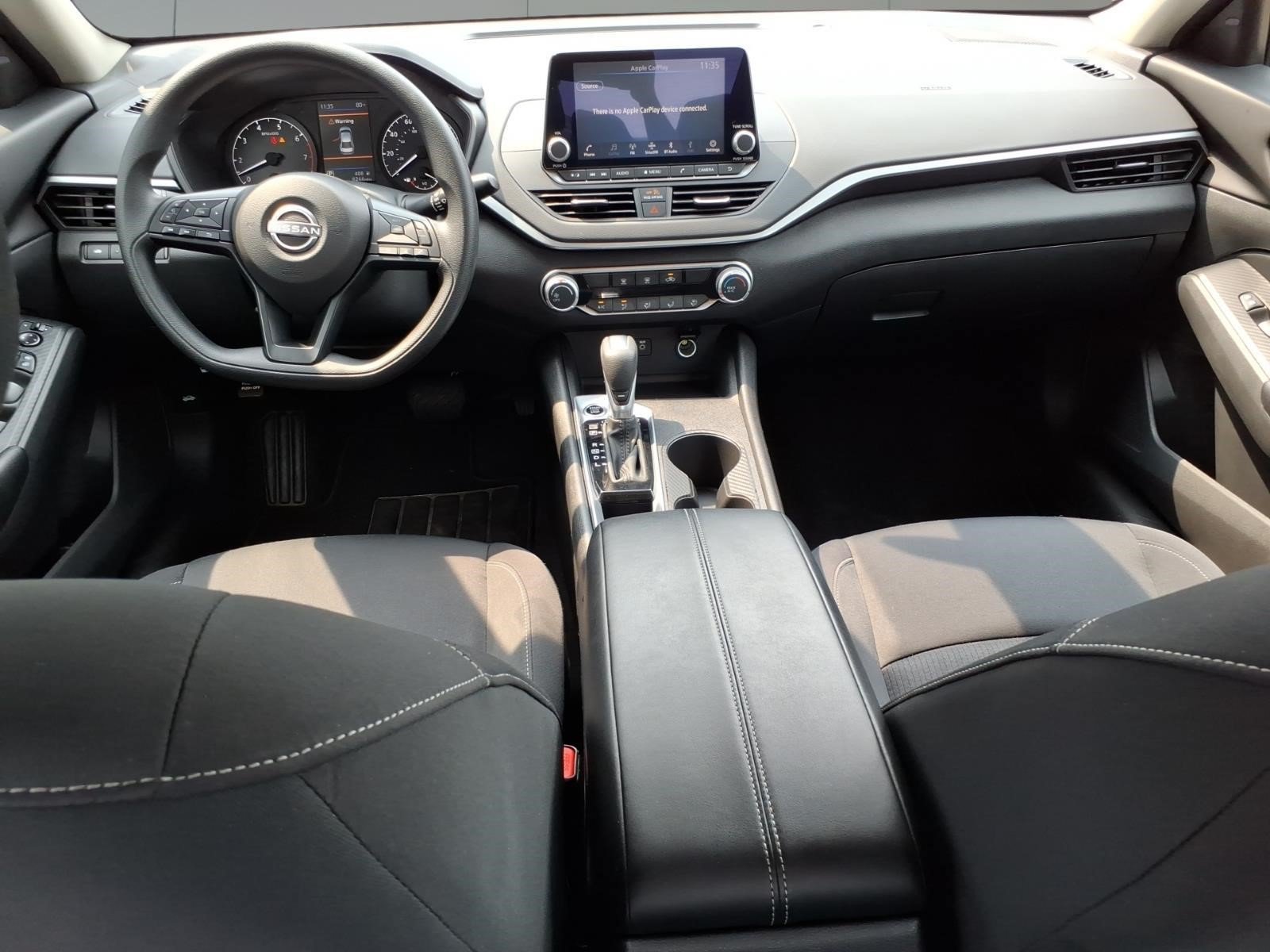 Used 2025 Nissan Altima 2.5 S FWD image 9