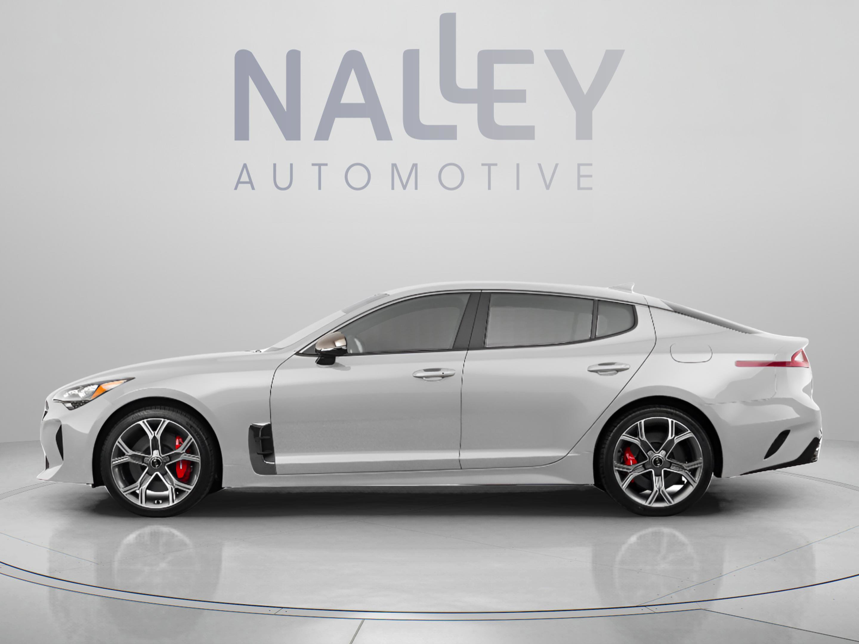 Used 2020 Kia Stinger GT-Line w/ Sun & Sound Package RWD image 2