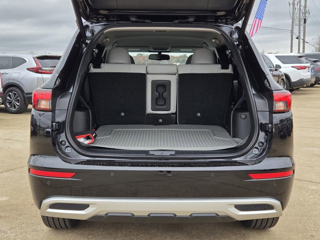 Used 2024 Mitsubishi Outlander SEL image 8