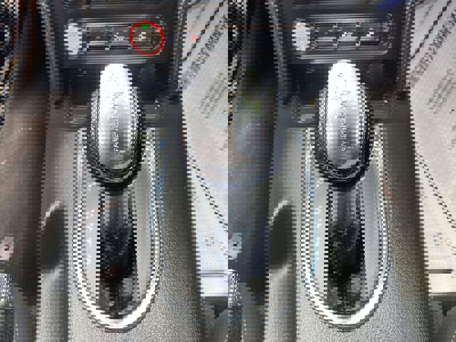 Used 2015 Ford Mustang Coupe image 25