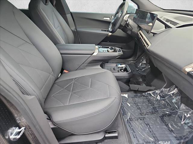 Used 2024 BMW iX xDrive50 w/ Premium Package AWD/4WD image 22