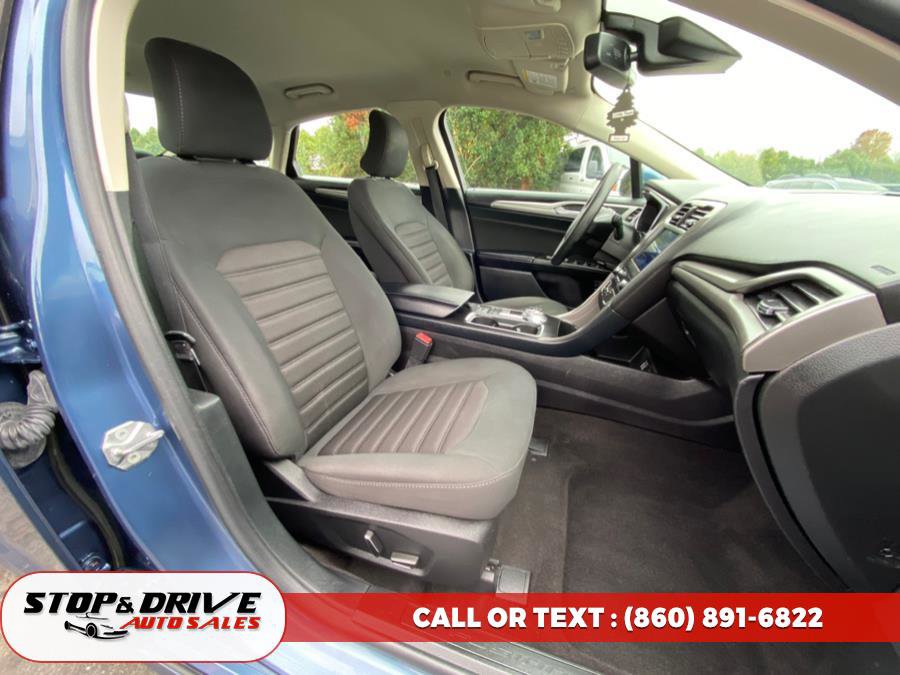 Used 2019 Ford Fusion SE image 17