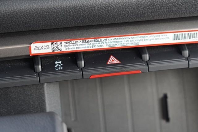 Used 2025 Toyota Tundra Limited image 35