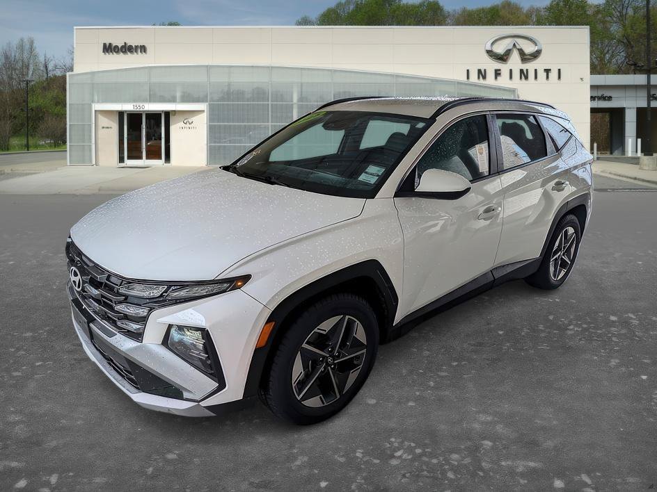 Used 2025 Hyundai Tucson SEL FWD image 1