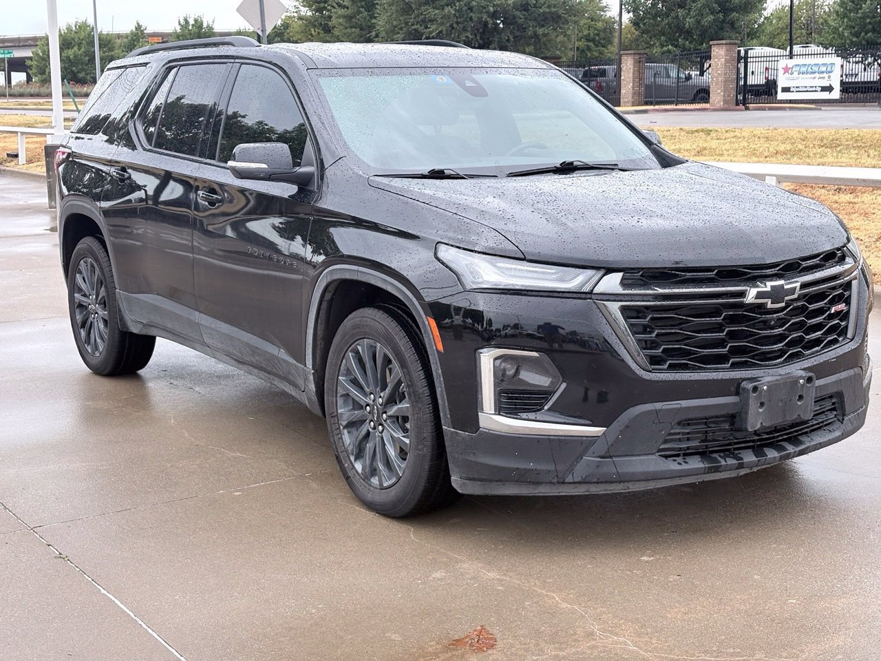 Used 2022 Chevrolet Traverse RS w/ LPO, Floor Liner Package FWD image 1