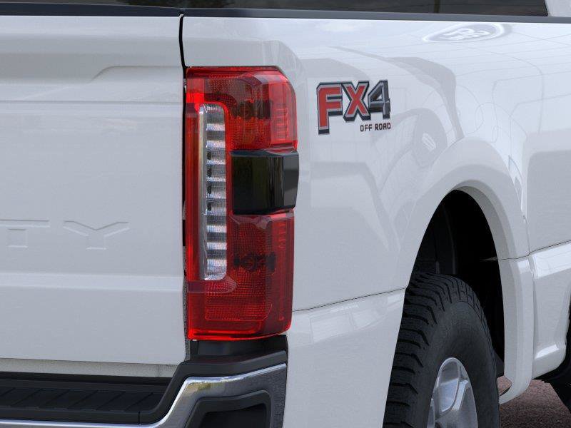 New 2026 Ford F350 XLT w/ 360-Degree Camera Package AWD/4WD image 21