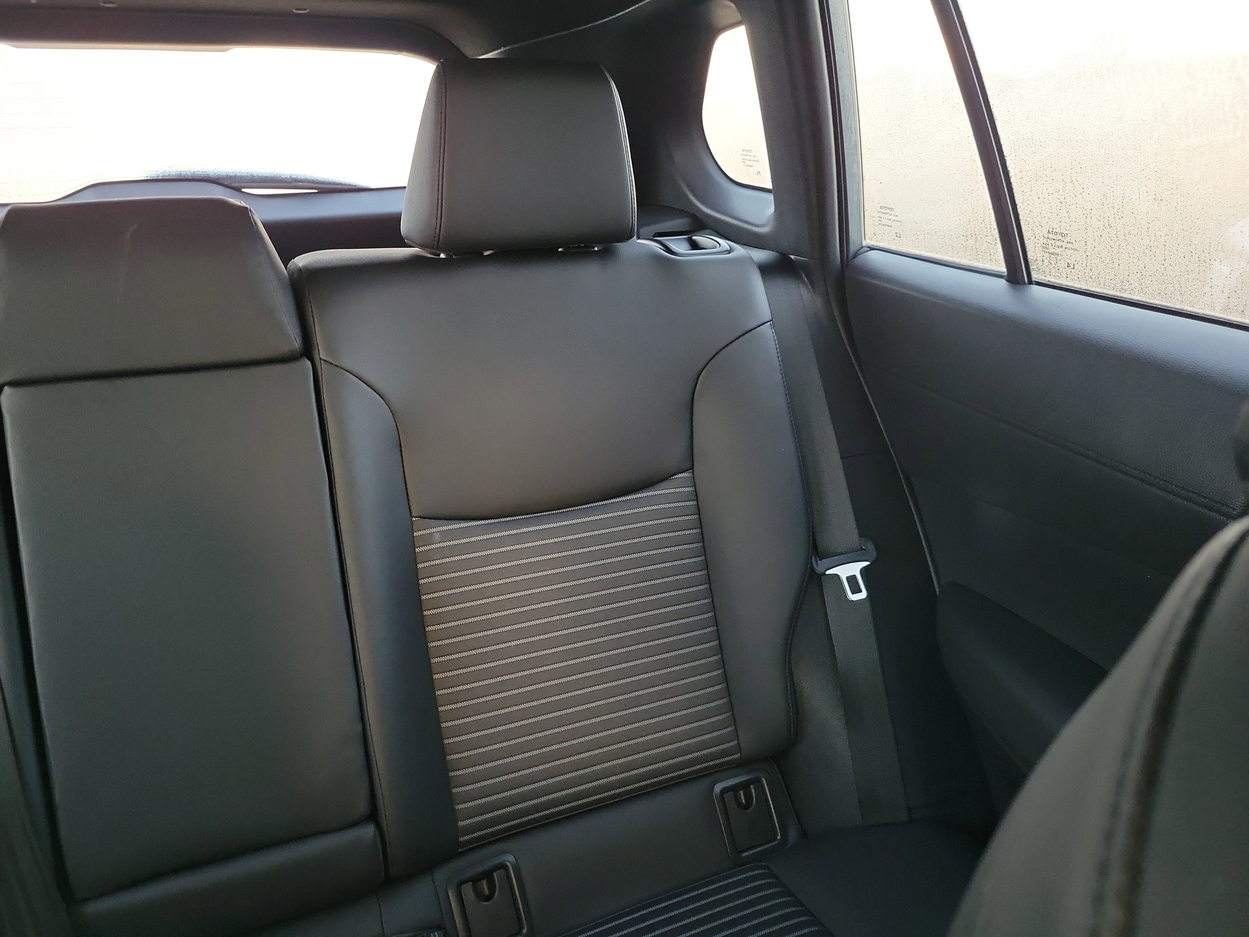 Used 2024 Toyota Corolla Cross SE image 22