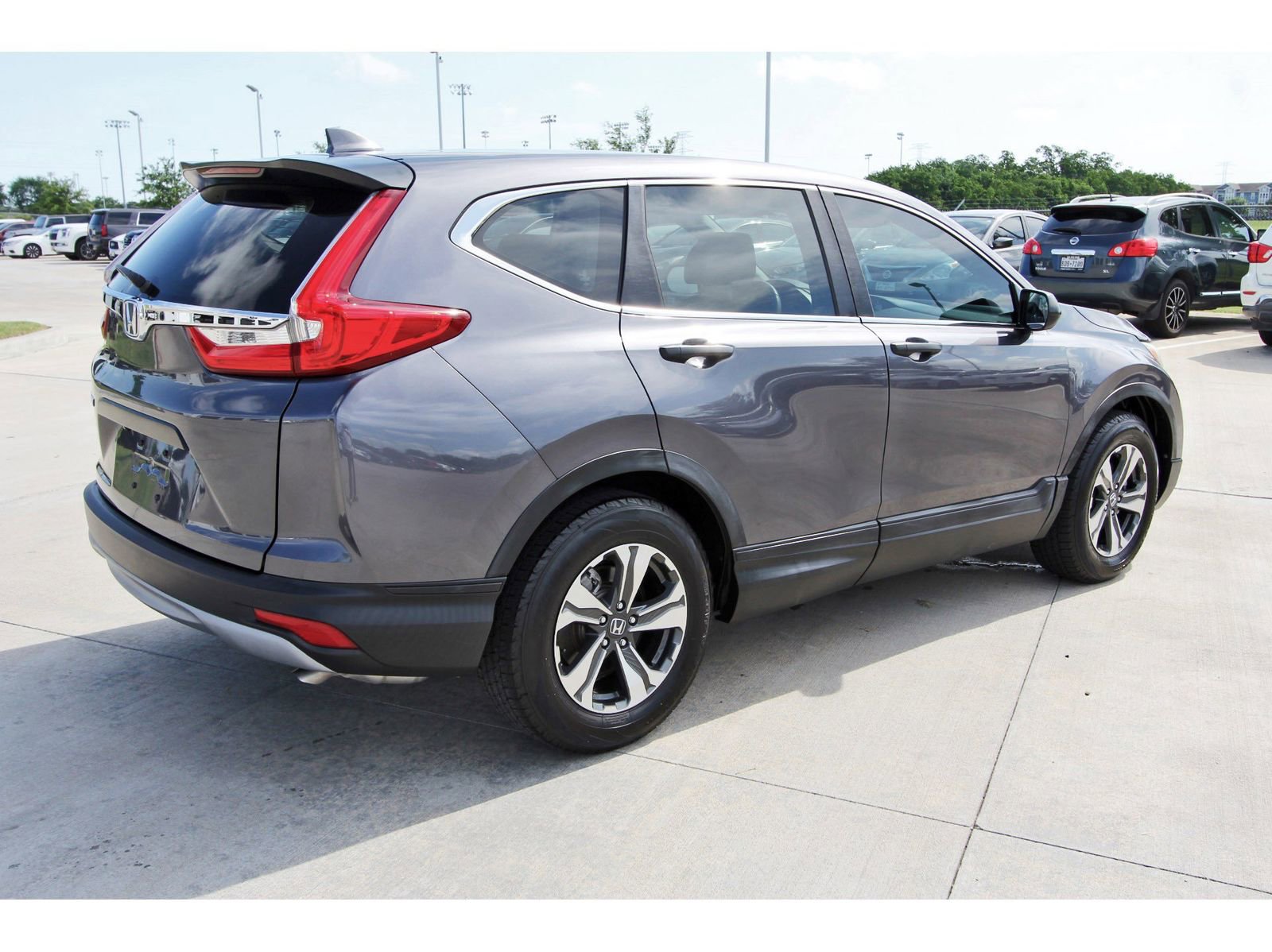 Used 2019 Honda CR-V LX image 7