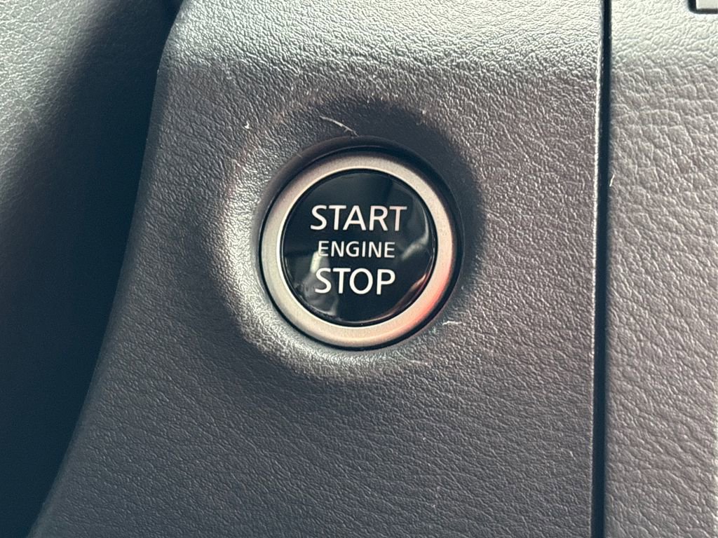 Used 2025 Nissan Frontier SV w/ SV Convenience Package image 24