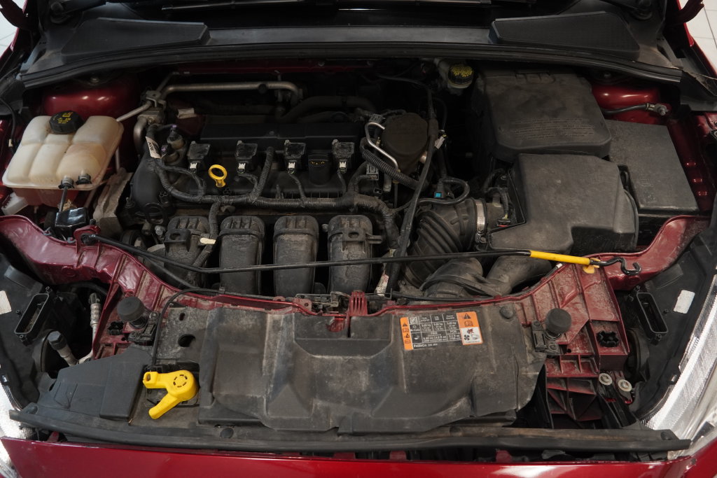 Used 2015 Ford Focus SE FWD image 37