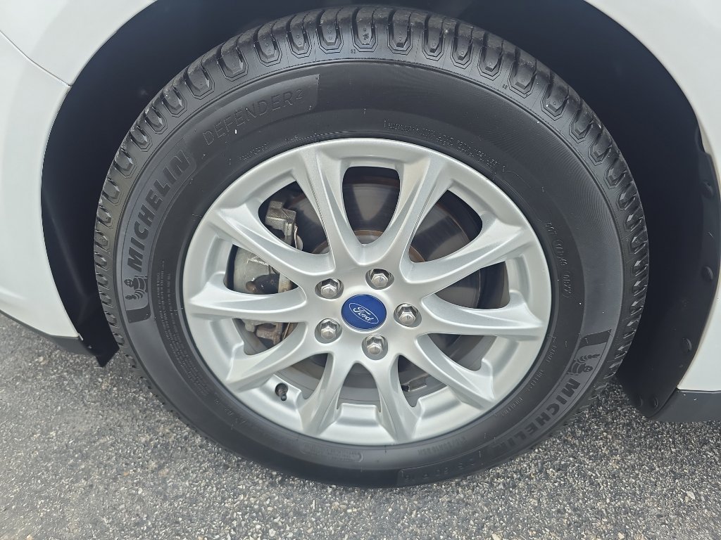 Used 2015 Ford Fusion S image 26