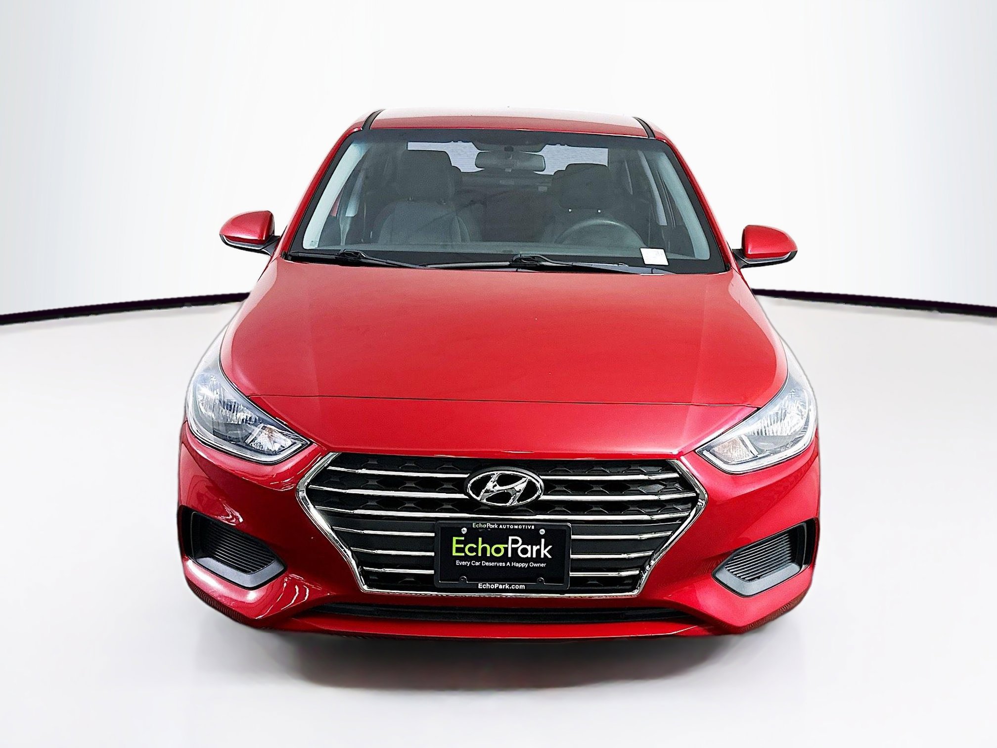 Used 2019 Hyundai Accent SE image 2