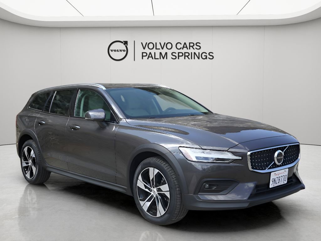 Used 2024 Volvo V60 B5 Cross Country Plus