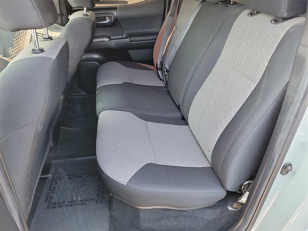 Used 2023 Toyota Tacoma TRD Off-Road image 20