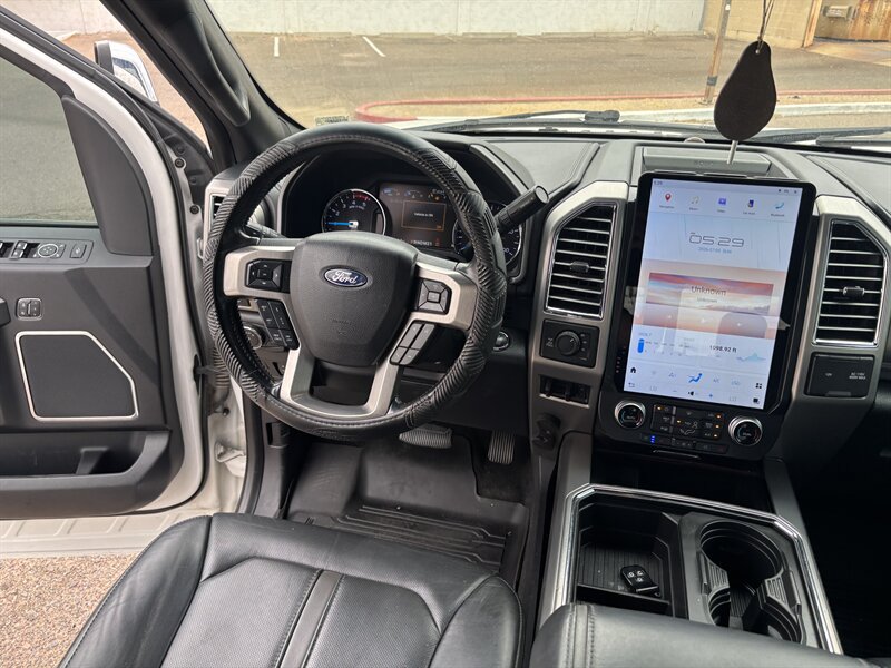 Used 2017 Ford F250 Platinum w/ Platinum Ultimate Package AWD/4WD image 21