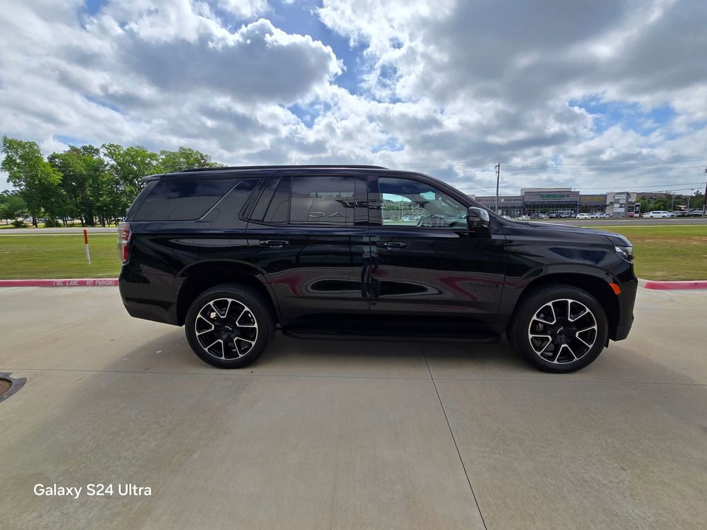 Used 2024 Chevrolet Tahoe RST w/ Luxury Package RWD image 5