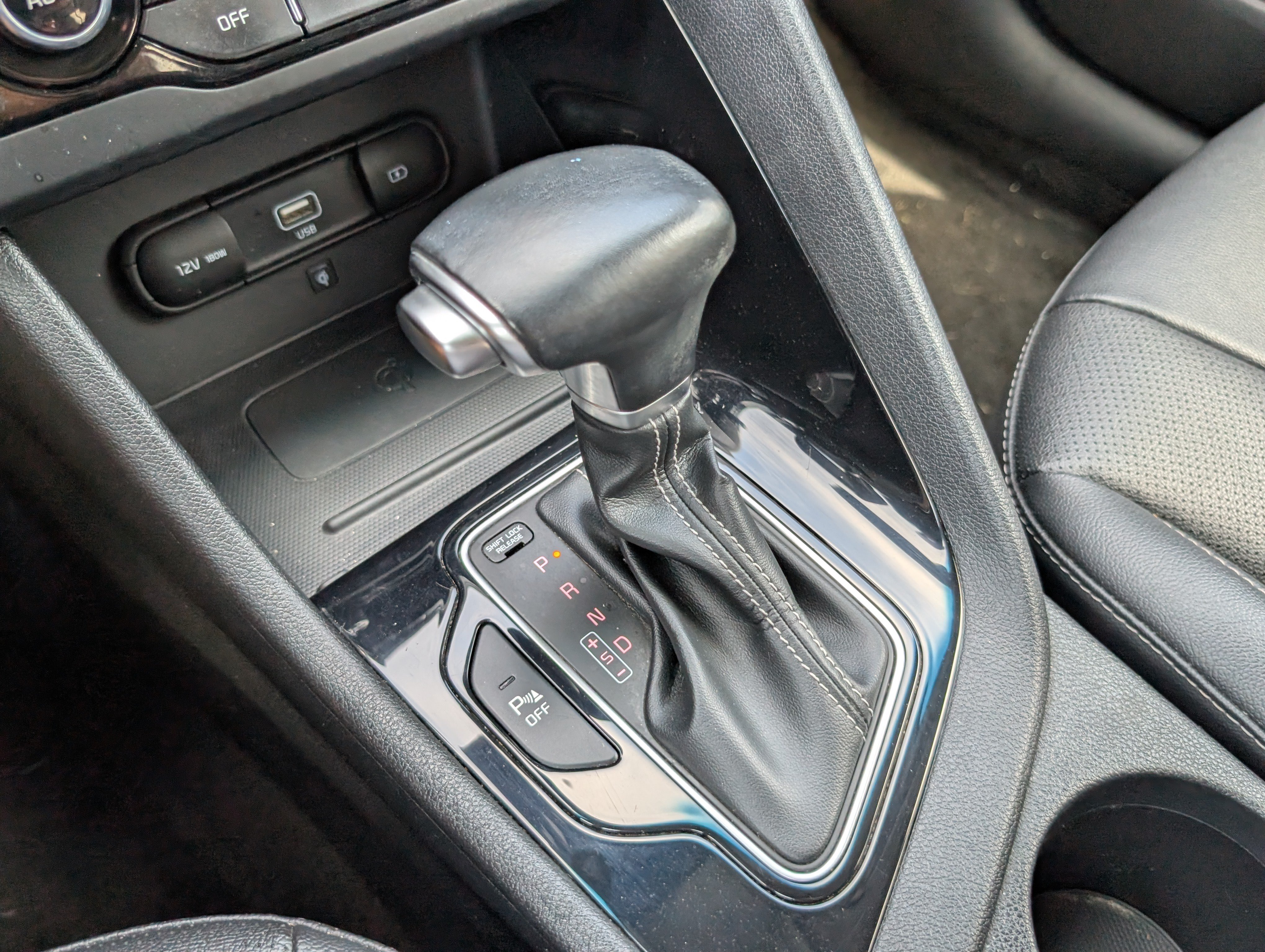 Used 2022 Kia Niro EX Premium FWD image 19